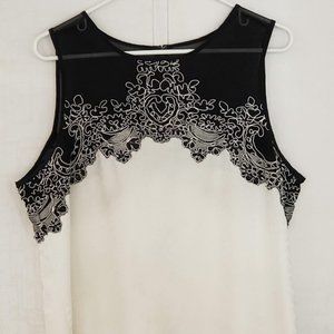 Women's top In excellent condition